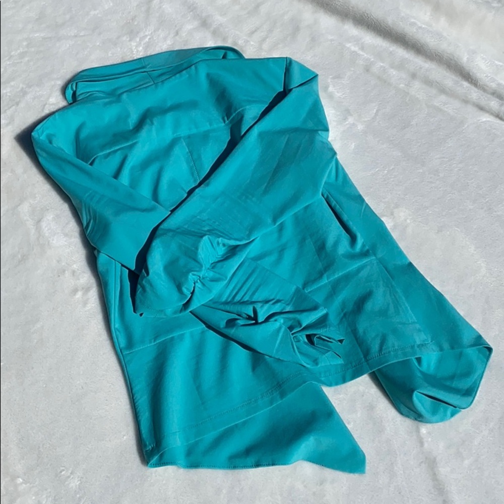Flowy Turquoise Blazer - Picture 5 of 5